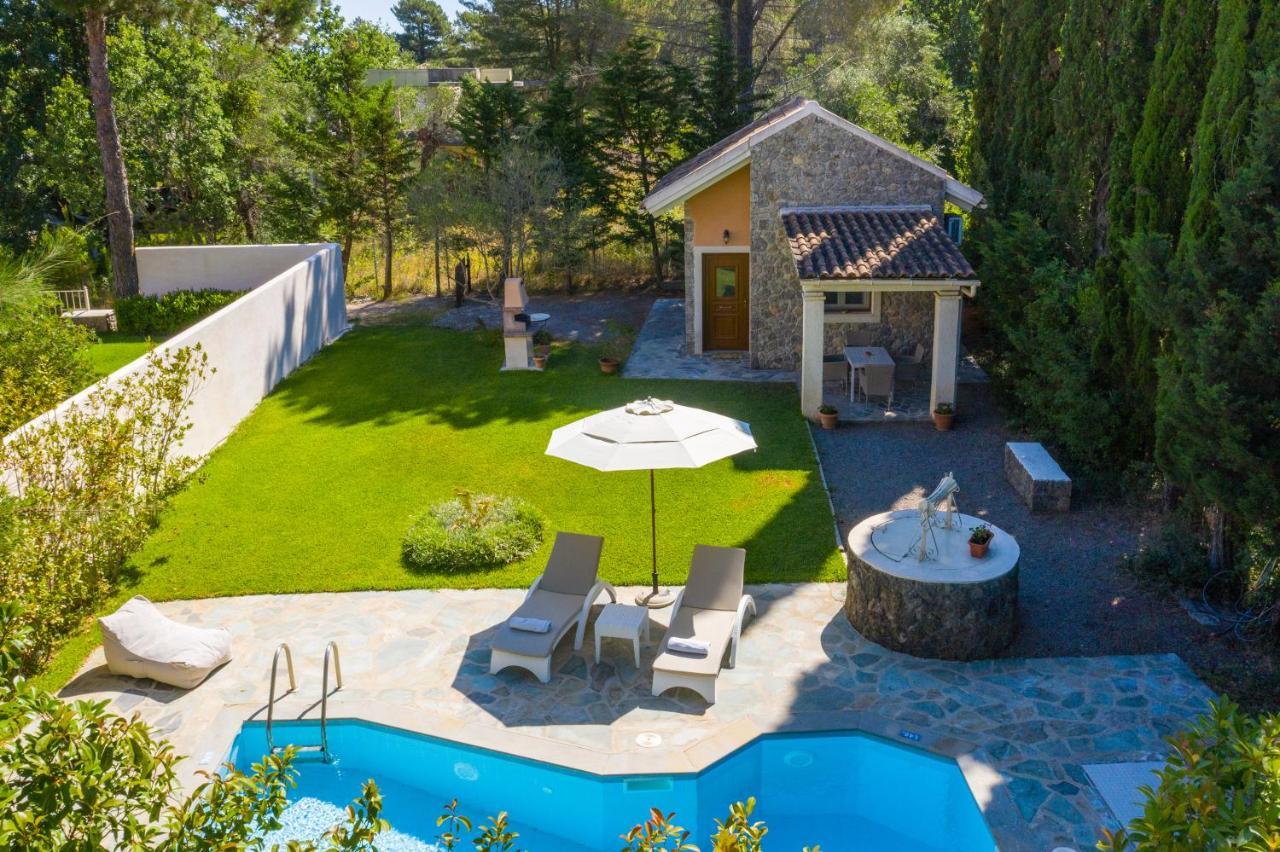 Petrinos Cottage Дафнила Экстерьер фото
