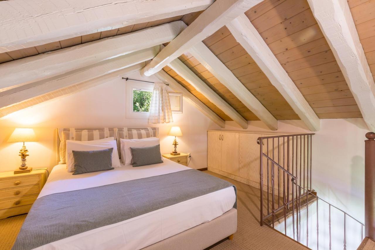 Petrinos Cottage Дафнила Экстерьер фото